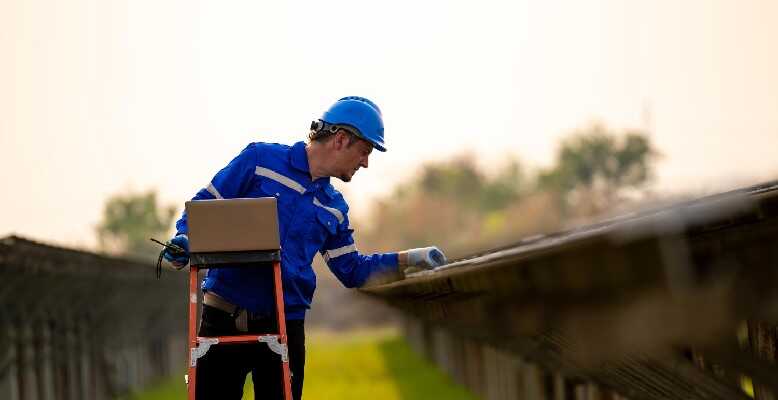 self-storage-roof-maintenance